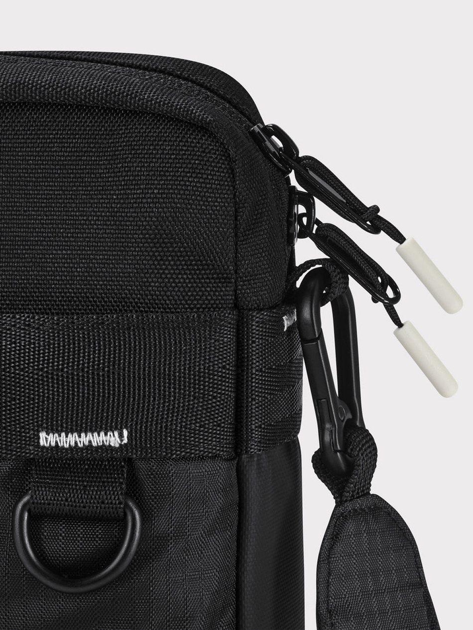 Torba crossbody JOHNNY URBAN Jayden Black