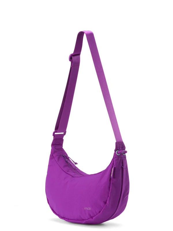 Torebka AEVOR Bike Sling Bag Electric Fuchsia